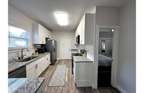 Hamilton House | Good Vibes Casa