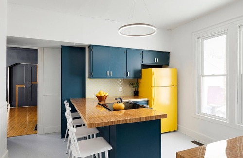 Northeast Minneapolis Apartment | Good vibes only live here! New, sassy, and oh-so-much fun just happened in Northeast, Minneapolis