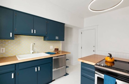 Northeast Minneapolis Apartment | Good vibes only live here! New, sassy, and oh-so-much fun just happened in Northeast, Minneapolis