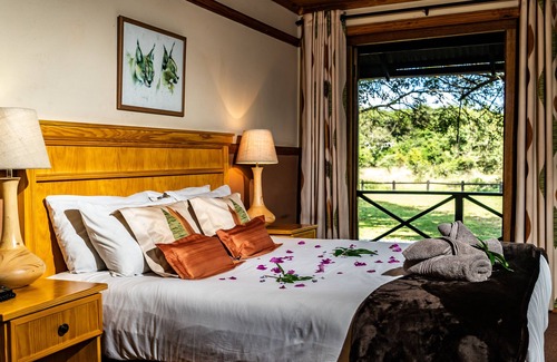 Hluhluwe Cabin | Gooderson Bushlands Game Lodge