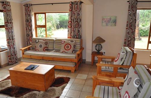 Hluhluwe Cabin | Gooderson Bushlands Game Lodge