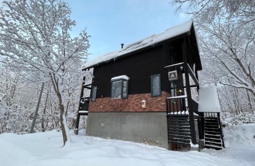 Niseko House | Goodfellas Onsen House