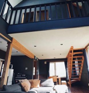 Niseko House | Goodfellas Onsen House