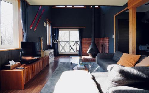 Niseko House | Goodfellas Onsen House
