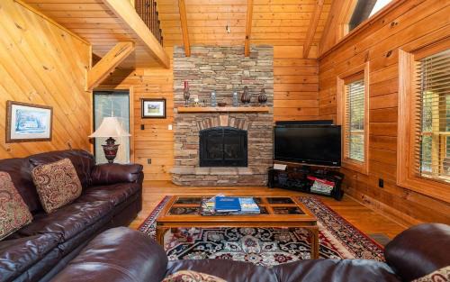 Sevierville Villa | Goodys Lakeside Getaway