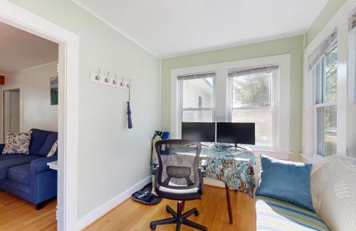 Ellsworth House | Goose Creek Cottage