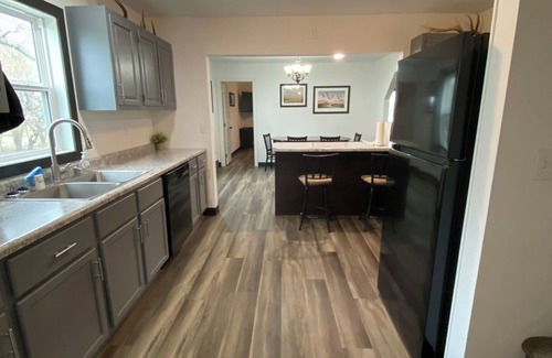 Watertown House | Goose Lake Lodge