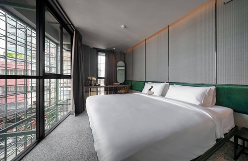 Phra Khanong Nuea Hotel | Goose Living