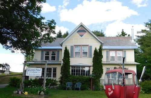 North Creek Bed & Breakfast | Goose Pond Inn Bed & Breakfast