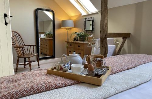 Picklescott House | Gooseyard at Middle Farm and Cottages