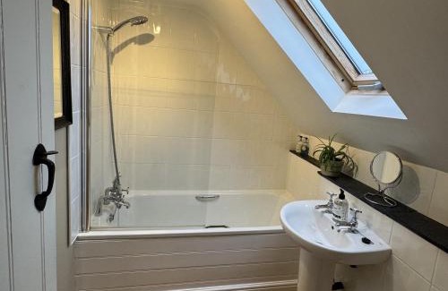 Picklescott House | Gooseyard at Middle Farm and Cottages