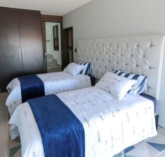 Mountainside Apartment | GORDON's SHORE LUXURY APARTMENTS - Solar Powered