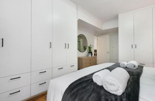 Gordons Bay Central Apartment | Gordonia 10