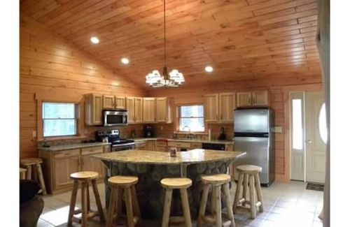 North Creek Cabin | Gore Mountain Log Cabin Getaway