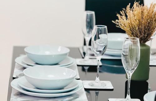 Pudsey Apartment | Gorgeous 1 bed flat, Sleeps 4, free Parking, Pet friendly, Pudsey, Leeds
