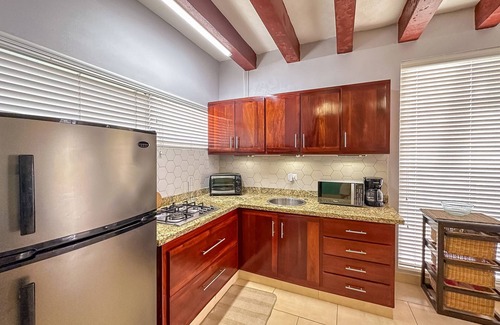 El Cortecito Apartment | Gorgeous 1 BR PH Apartment w Jacuzzi