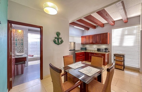El Cortecito Apartment | Gorgeous 1 BR PH Apartment w Jacuzzi