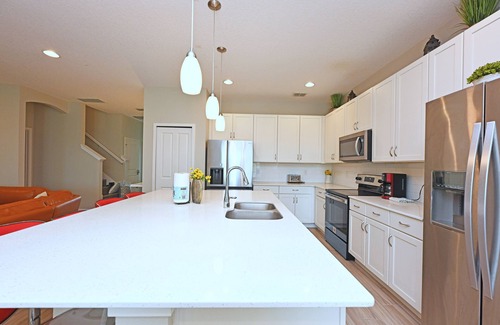 Kissimmee Villa | Gorgeous 10-bedroom 8-bath Pool Home Located in popular Sonoma Resort