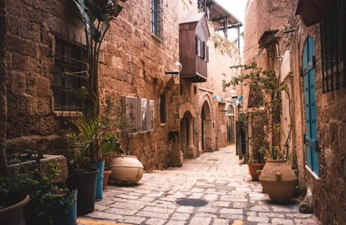 Neve Tzedek Apartment | Gorgeous 1BR Suite Near Jerusalem Beach