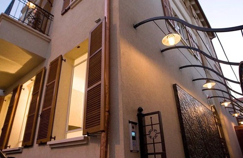 Neve Tzedek Apartment | Gorgeous 1BR Suite Near Jerusalem Beach
