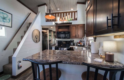 Upward House | Gorgeous 1BR Tiny Home w/Pool | Bocce | Free Tix