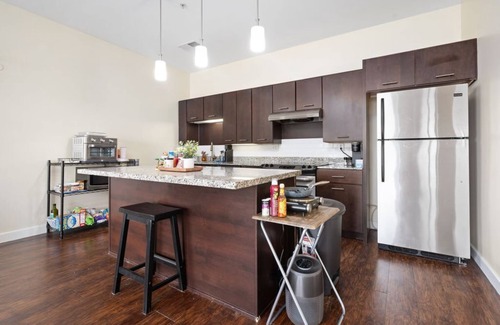 Grandview Heights Apartment | Gorgeous 2 Bed 2 Bath Apartment