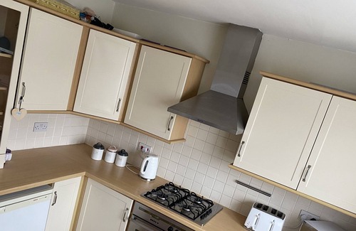 South Richmond House | Gorgeous 2-Bed Apt in Leafy Richmond!