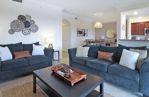 Lakewood Ranch Condo | Gorgeous 2BR condo in Lakewood National - The Nest