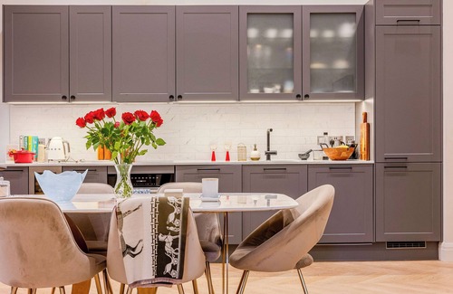 North Finchley Apartment | Gorgeous 2BR Flat in North Finchley, 3 min tube