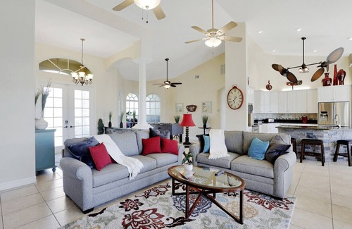 Caloosahatchee Villa | Gorgeous 3/3 Pool Home on Canal w/Direct Gulf Access. You Will Love Paradise!
