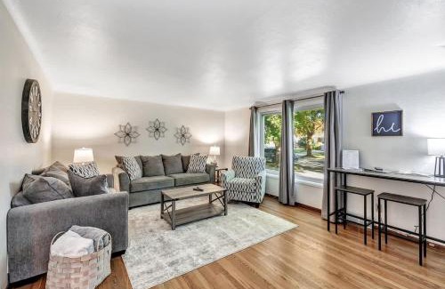 Green Bay House | Gorgeous 3 bedroom home, minutes from Lambeau!