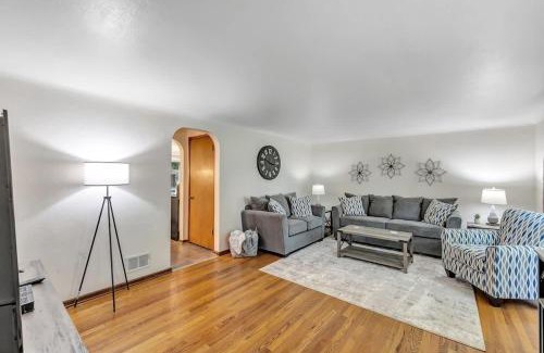 Green Bay House | Gorgeous 3 bedroom home, minutes from Lambeau!