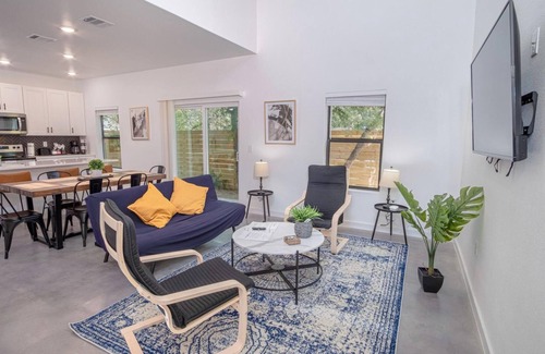 Denver Heights Apartment | Gorgeous 3 BR 2 BA Near Amazing Downtown