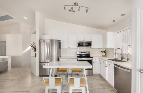 South Mountain House | Gorgeous 3BR/2BA home in South Mountain Preserve