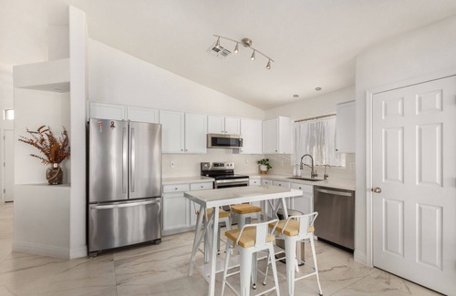 South Mountain House | Gorgeous 3BR/2BA home in South Mountain Preserve