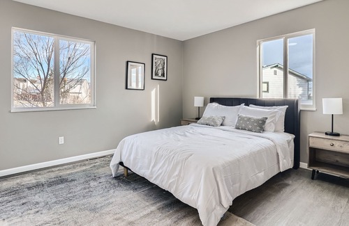 Morrison House | Gorgeous 4 bed/2 bath Home Near the Foothills