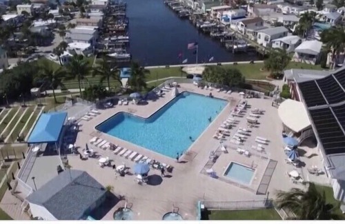 Nettles Island House | Gorgeous 4 Bedroom Waterfront Home/