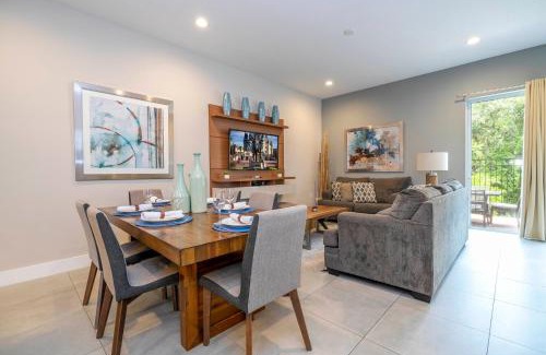 West Kissimmee House | Gorgeous 4 Suites DREAM Villa 5 min to Disney