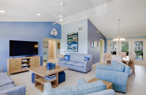 Gumbo Limbo House | Gorgeous 5 Bedroom Home with Heated Pool and Spa