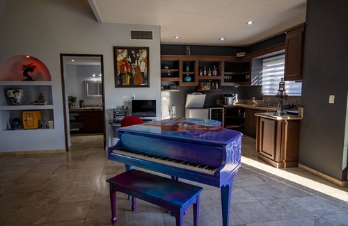 Cabo Bello Villa | Gorgeous 6 Bdr. Home in Cabo Bello, Walk to the beach, Heated Pool & Ocean Views