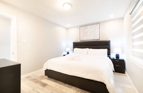 North York House | Gorgeous 6 Bedroom Home in North York