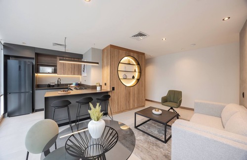 Castropol Apartment | Gorgeous 785sqm Apt with Jacuzzi & A/C in El Poblado