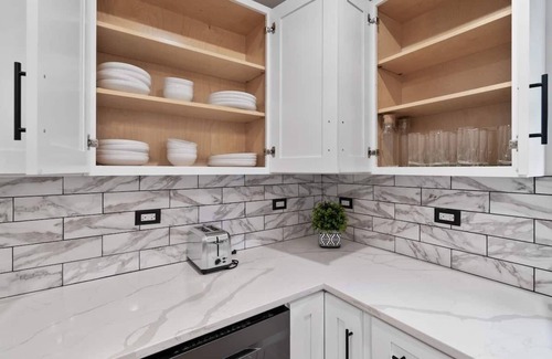Cragin House | Gorgeous 7BD Home