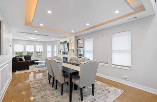 Cragin House | Gorgeous 7BD Home