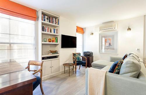 Bryanston and Dorset Square Apartment | Gorgeous Airconditioned Marylebone Studio