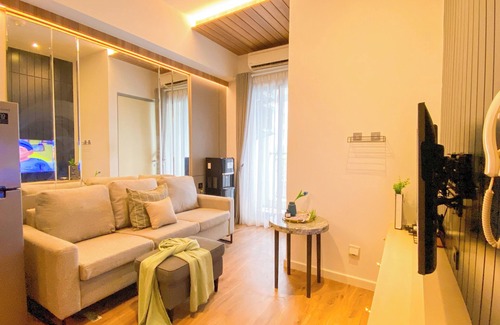 Tangerang Apartment | Gorgeous and Restful 2BR Apartment at M-Town Residence near Mall