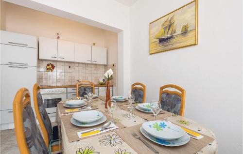 Lukovo Sugarje Apartment | Gorgeous Apartment In Lukovo Sugarje
