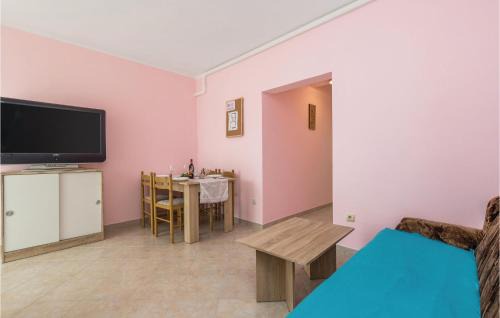 Bregi Apartment | Gorgeous Apartment In Matulji With Wifi