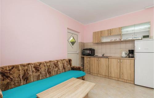 Bregi Apartment | Gorgeous Apartment In Matulji With Wifi