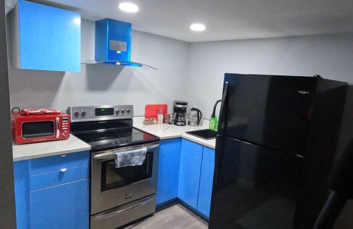 Calgary House | Gorgeous Basement Apartment